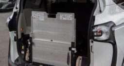 Toyota Sienta Disabled