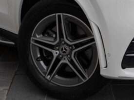 Mercedes Benz GLE 300d