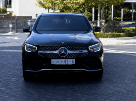 Mercedes Benz GLC220d