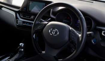 
									Toyota C-HR full								