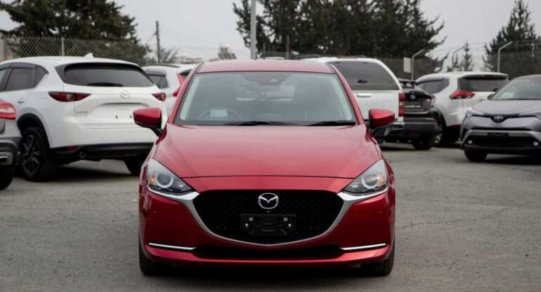 Mazda 2 red 2019