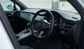 
									Porsche Macan GTS full								