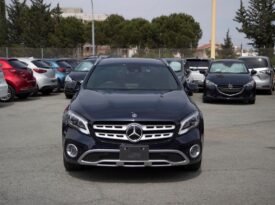 Mercedes Benz GLA180