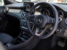 Mercedes Benz GLA180