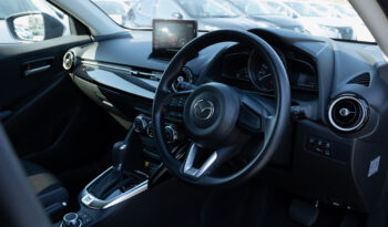 
									Mazda 2 full								