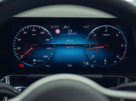 Mercedes Benz GLA200d