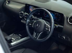 Mercedes Benz GLA200d