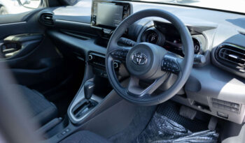 
									Toyota Yaris full								