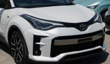 
									Toyota C-HR GR Sport full								