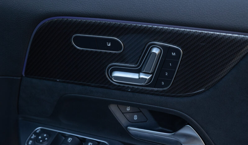 Mercedes Benz GLA200d