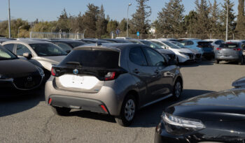 
									Toyota Yaris full								