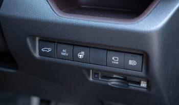 
									Toyota RAV4 full								