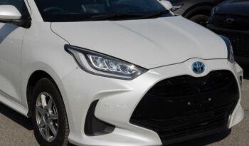 
									Toyota Yaris full								