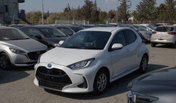 
									Toyota Yaris full								