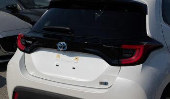 
									Toyota Yaris full								