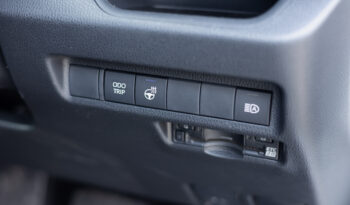
									Toyota Rav4 full								